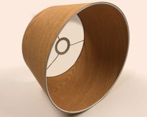 Pantalla forrada de madera de Artesanía Antonio